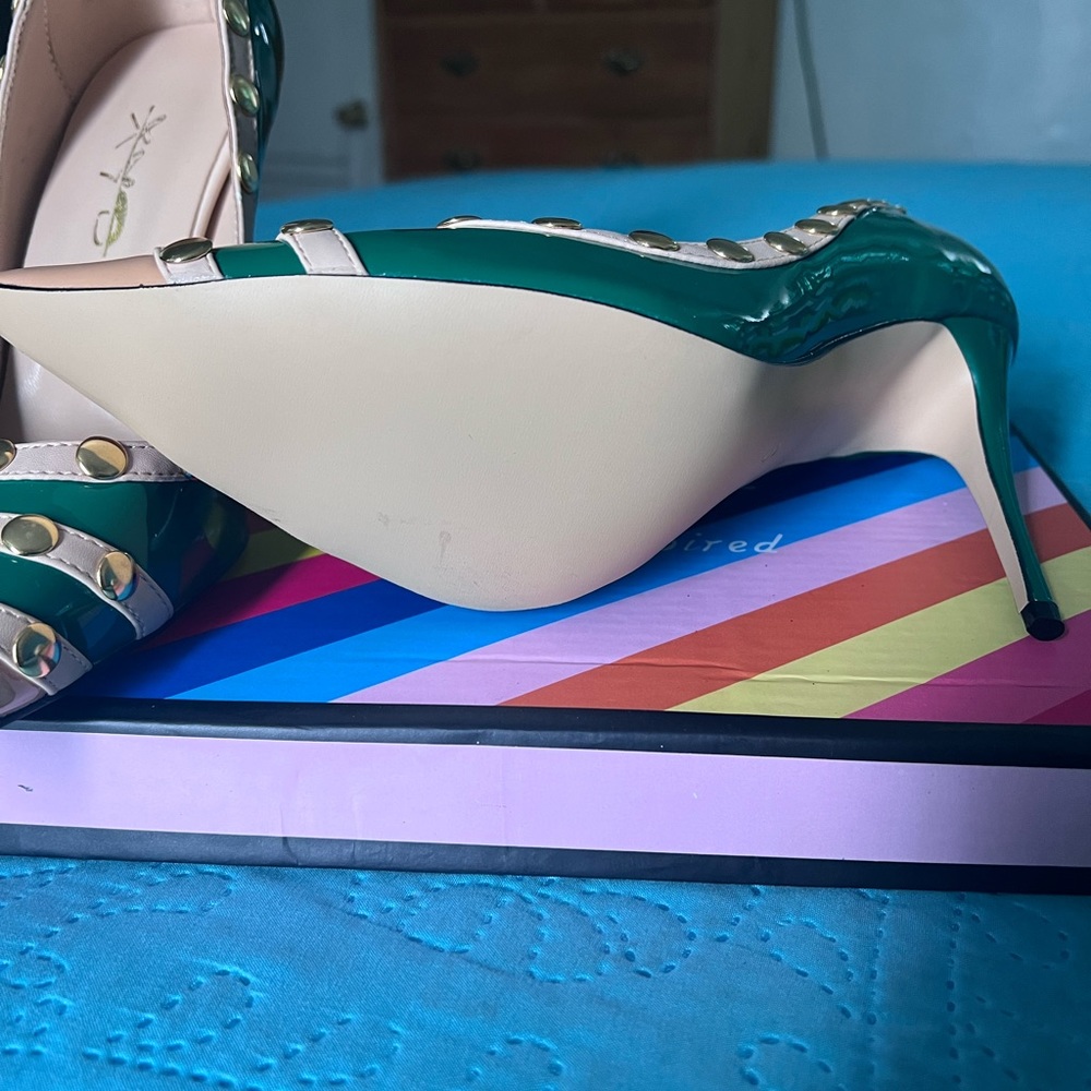 Ladies heels